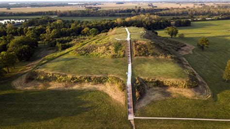 The Cahokia Mounds Ceremonial Complex: A Flourishing Pre-Columbian Metropolis in 7th Century America